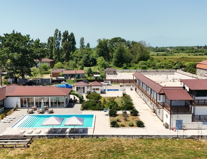 Отель «Серебряный пляж» Гудаута